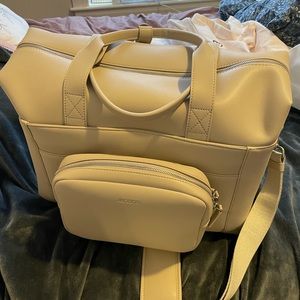 Monos Metro Duffel in Beige